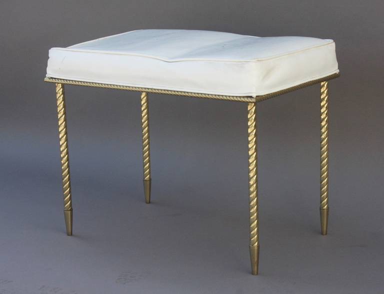 Beautiful Regency style stool with a rope design by Charles Hollis Jones.
The stool shows beautifully, upholstered in the original white Naugahyde and in need of new upholstery.
Excellent original condition.
The piece was designed in 1964 and