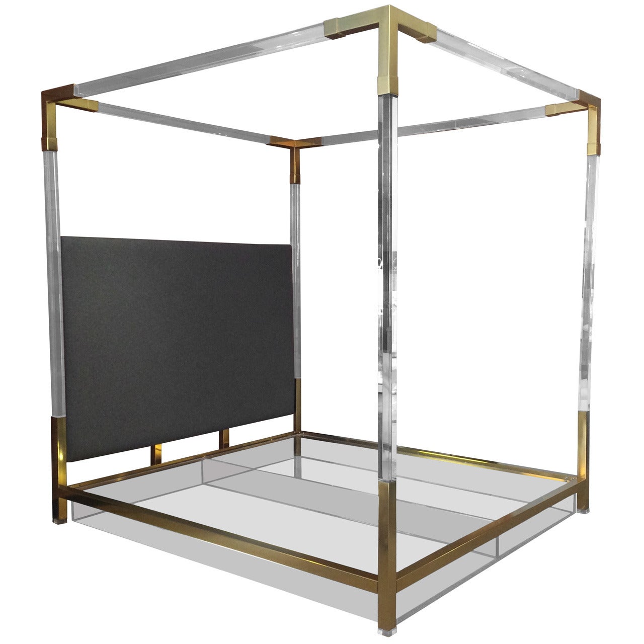 King-großes Bett aus Messing und Lucite von Charles Hollis Jones im Angebot