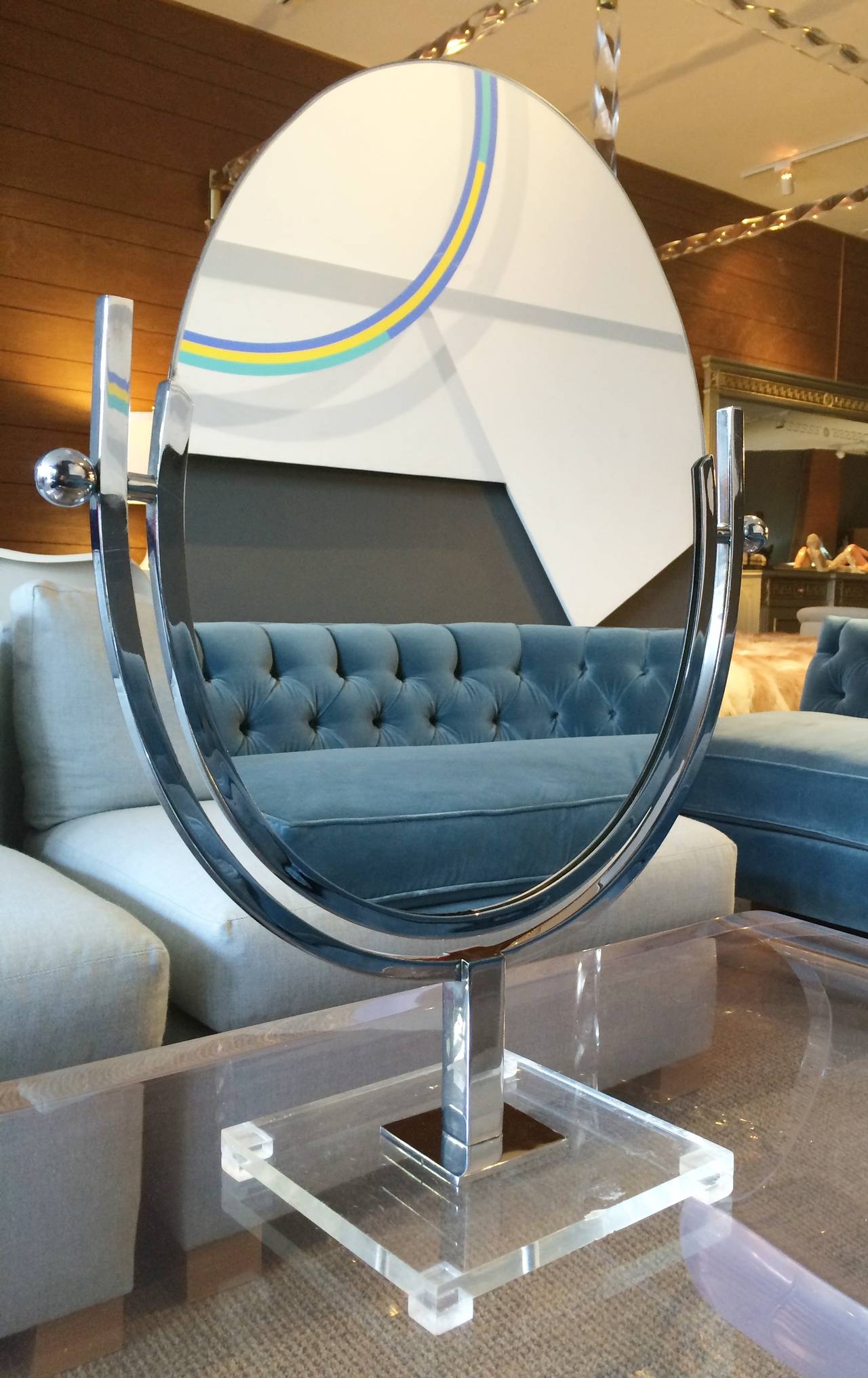 Stunning vintage table or vanity mirror in Lucite and nickel by Charles Hollis Jones in the late 1960s.
This mirror is double-sided and it is perfect to be used at a makeup store or dressing room.
The piece is in very good original condition, the