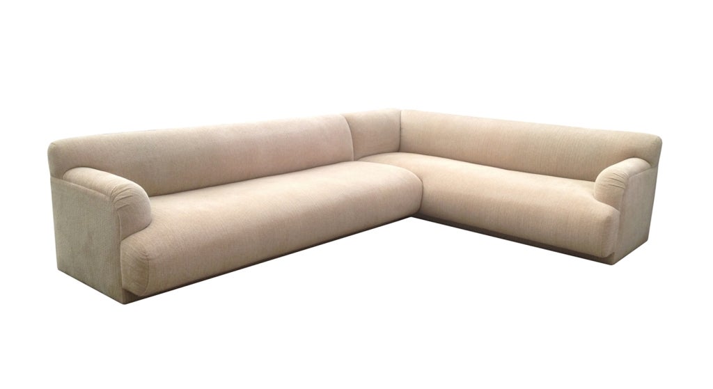 Steve Chase 2 Piece Sectional With Lighted Platform