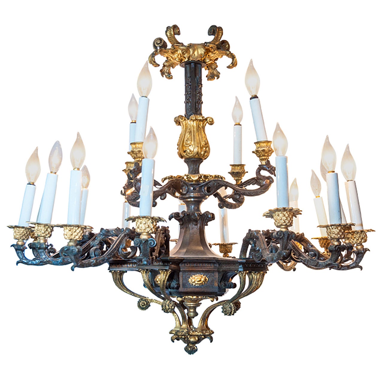 French Two-Toned Bronze Louis XIV Style Nineteen-Light Chandelier