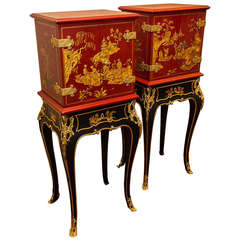 Vintage Pair of Very Unusual and Decorative Louis XV Style Chinoiseri Painted Cabinets