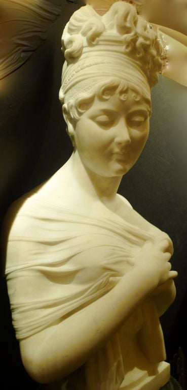 Italian Very Fine Quality Carved Marble Bust