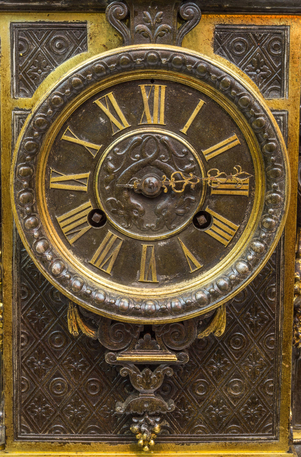 Gilt and Patinated Bronze Figural Renaissance Style Mantel Clock 3