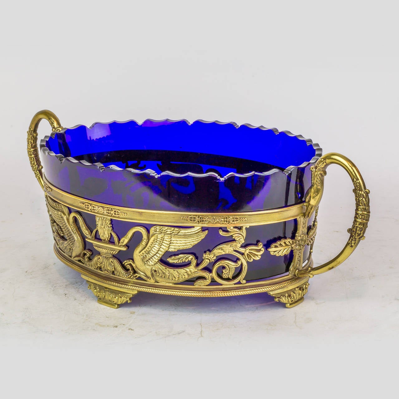Oval Silver Plated Neoclassical Centerpiece with Blue Glass Insert In Good Condition In New York, NY