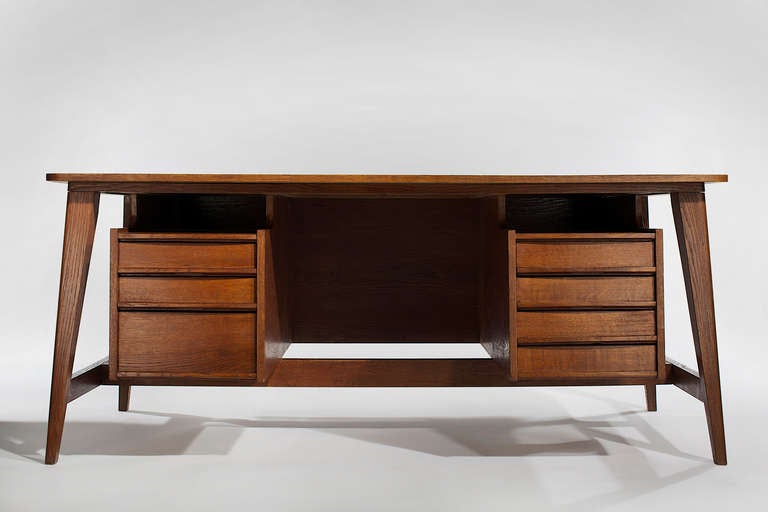 Oak desk by Michel Mortier in excellent condition; designed in 1949.