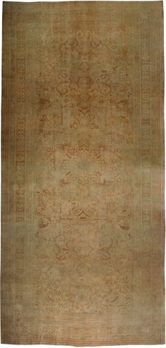 Antigua Alfombra Persa Mashad 16ft. 5in. x 31ft. 7in.