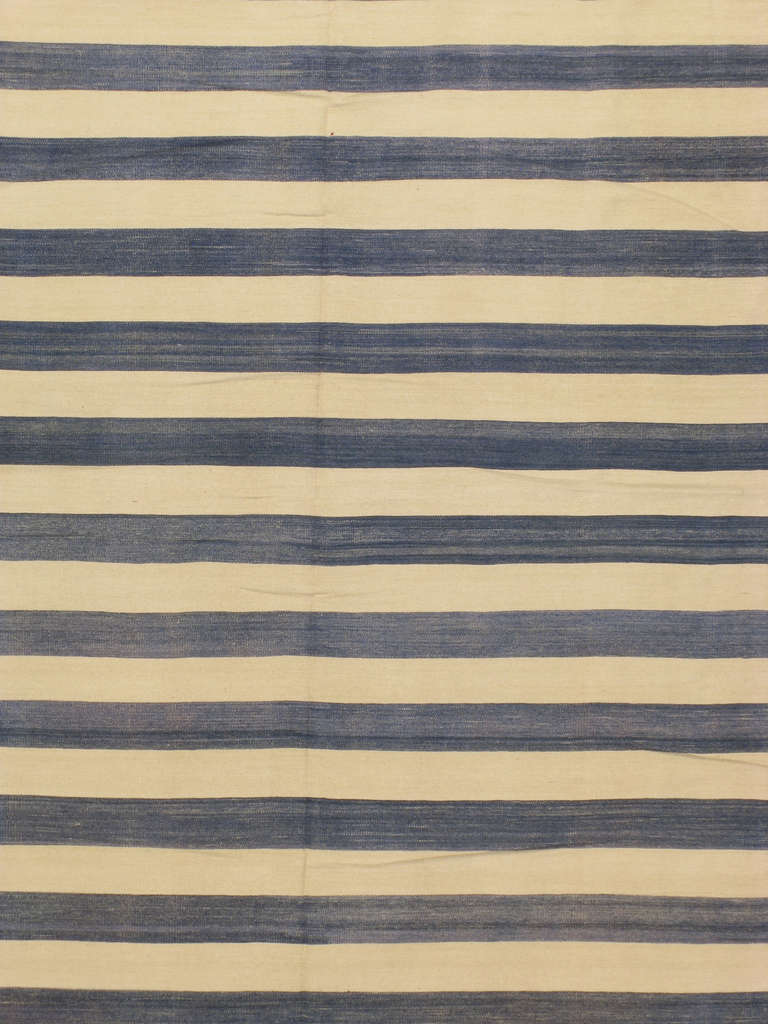 Alfombra turca Kilim de tejido plano de finales del cuarto siglo XX.