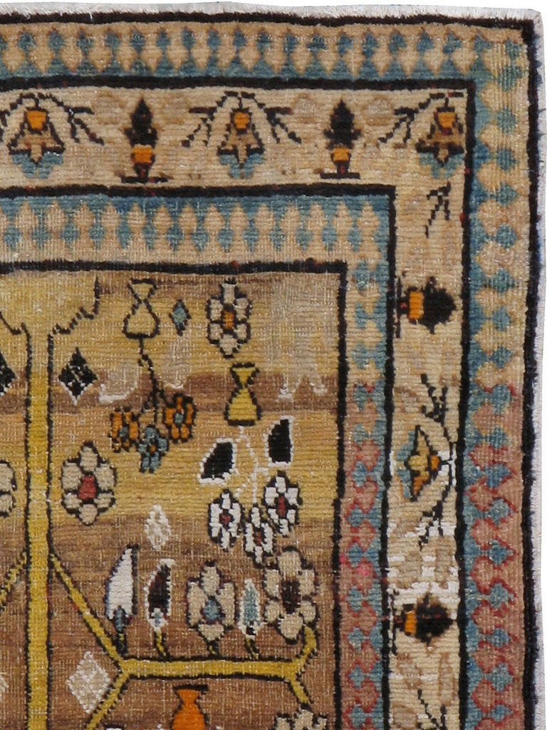 Antique Persian Tabriz Rug In Good Condition For Sale In New York, NY