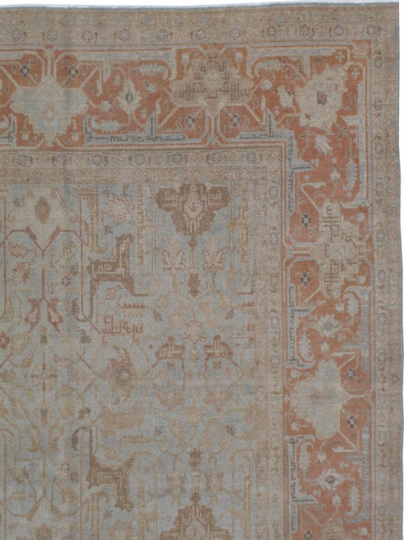 Antiker persischer Täbris-Teppich (Persisch) im Angebot