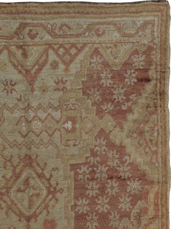 Turc Tapis turc ancien d'Oushak en vente