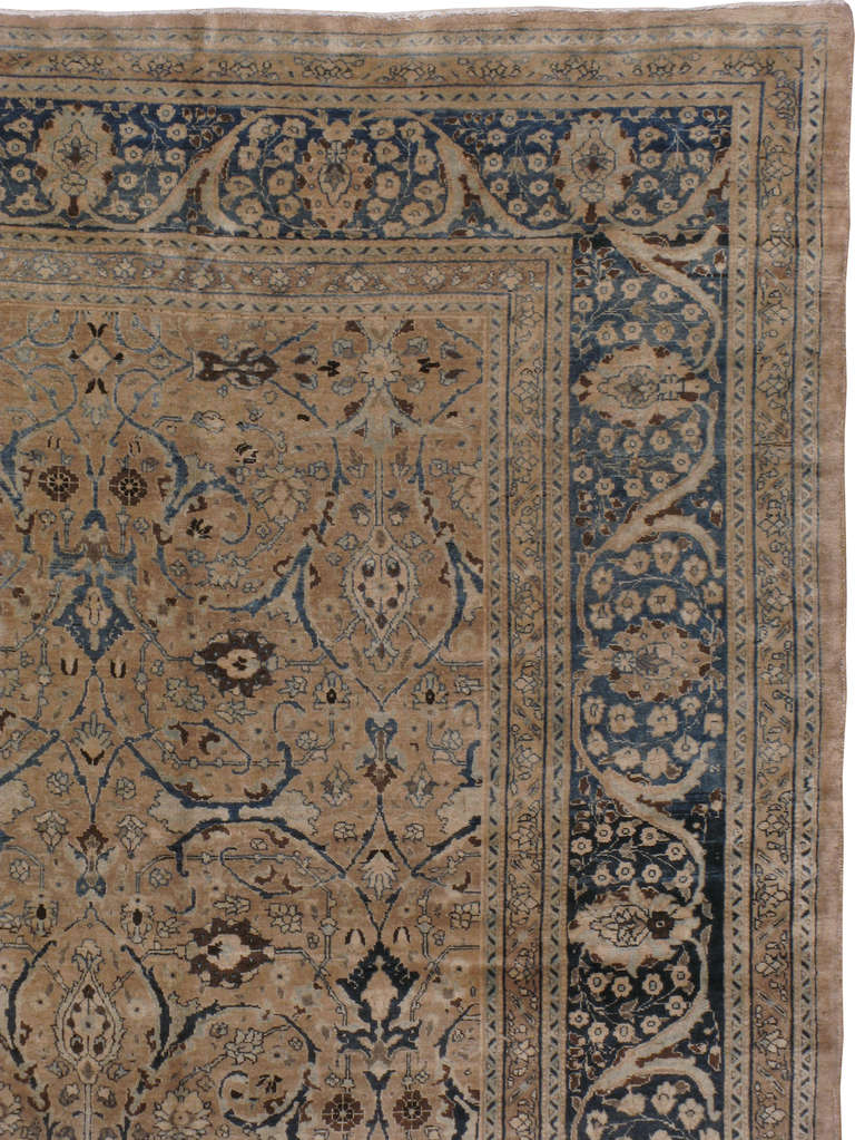 Antique Persian Tabriz Rug In Good Condition For Sale In New York, NY