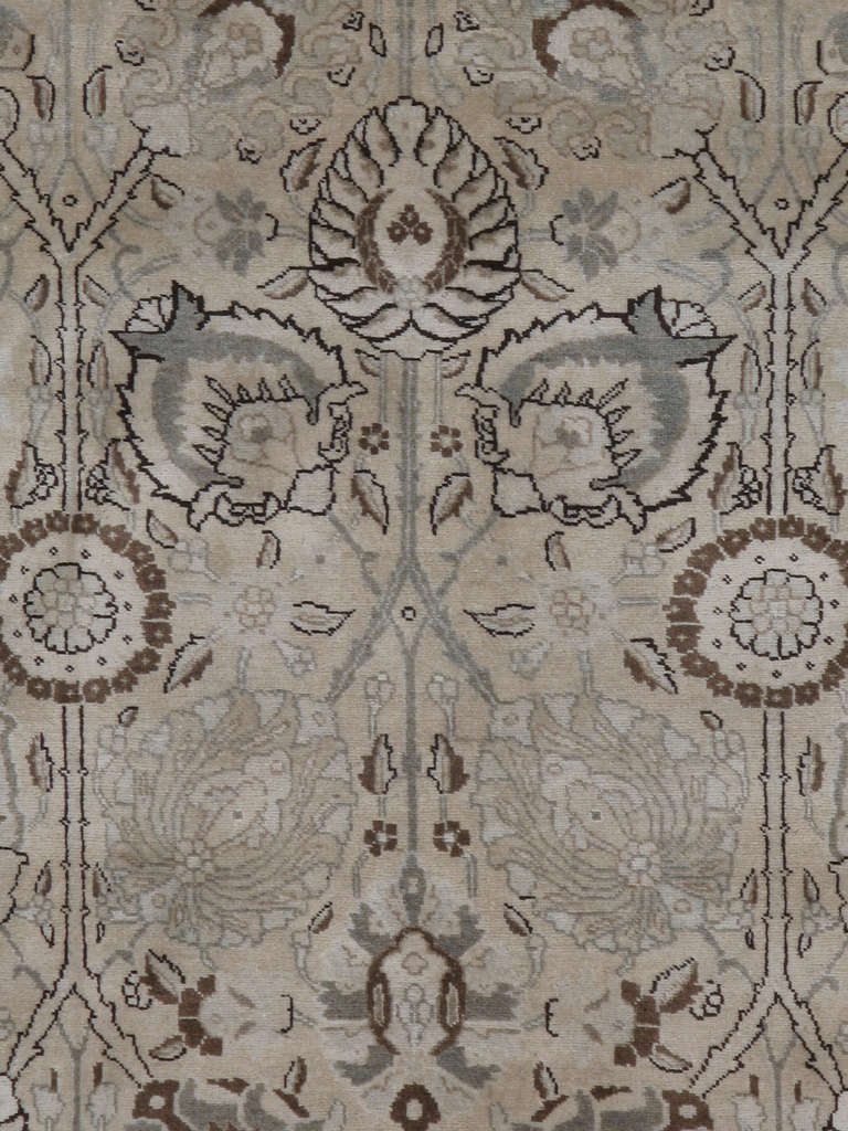 Antique Persian Tabriz Rug In Good Condition For Sale In New York, NY