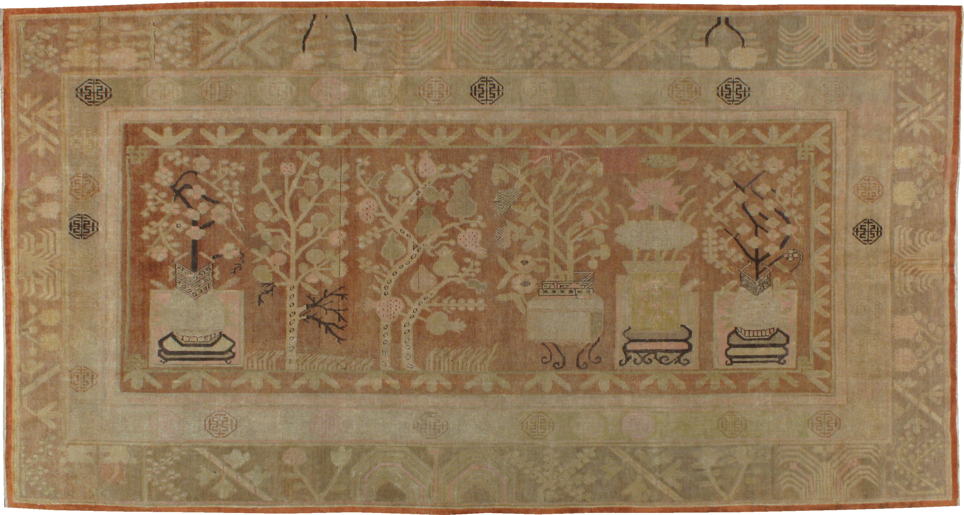 Tapis Khotan ancien du Turkestan oriental