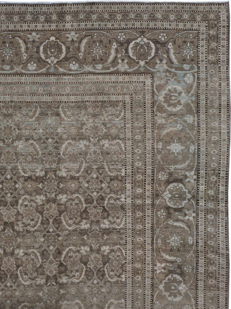 Antique Persian Tabriz Rug In Good Condition For Sale In New York, NY