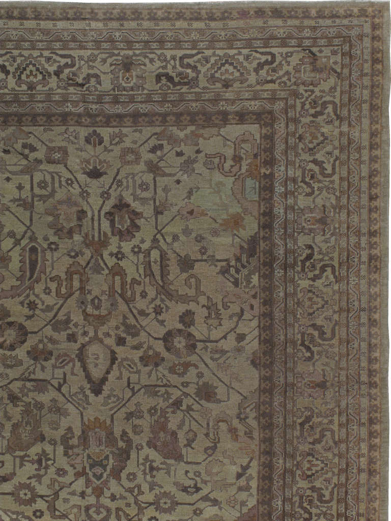 Turc Ancien tapis turc Borlou Oushak en vente