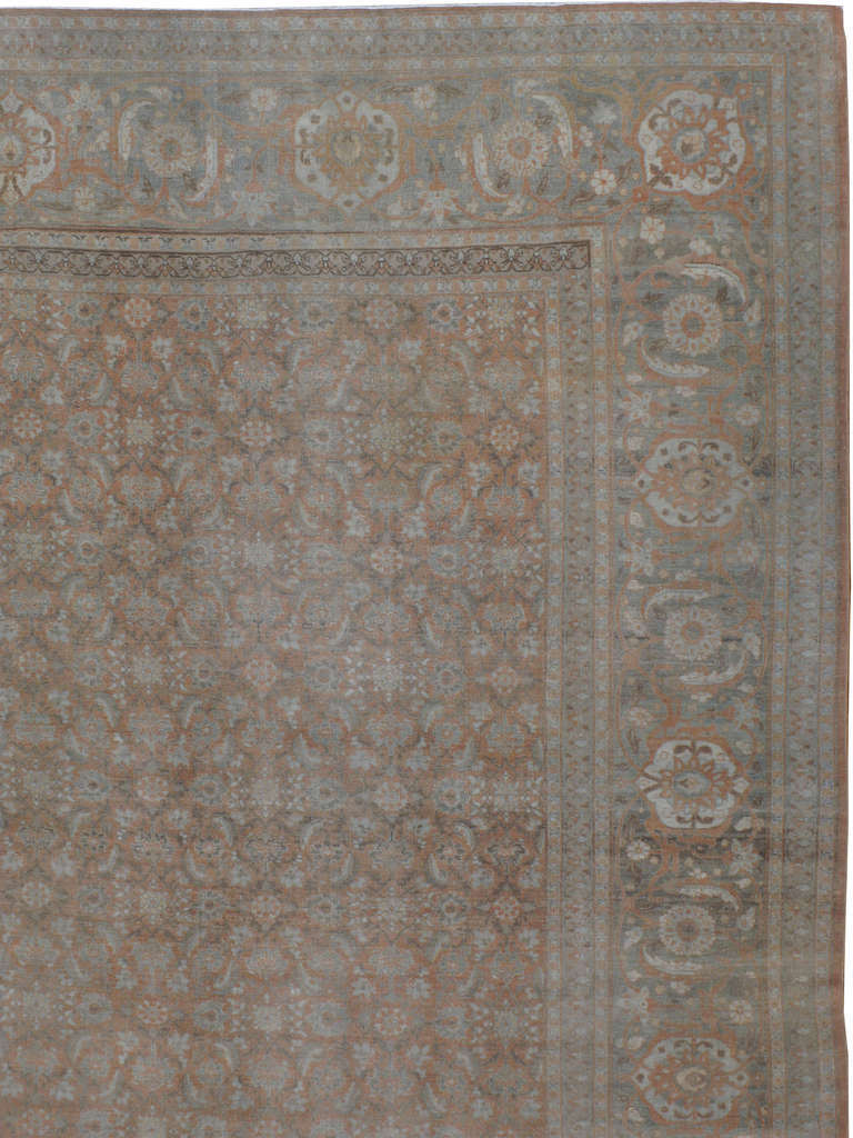 Perse Tapis persan ancien de Tabriz en vente