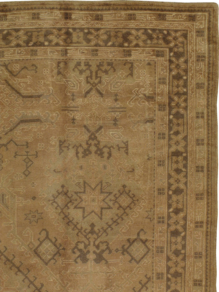 Antique Turkish Oushak Rug In Fair Condition For Sale In New York, NY