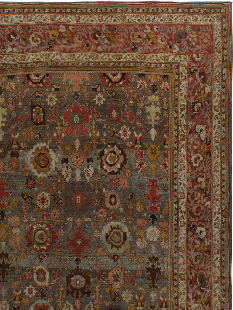 Antiker persischer Bidjar-Teppich (Persisch) im Angebot