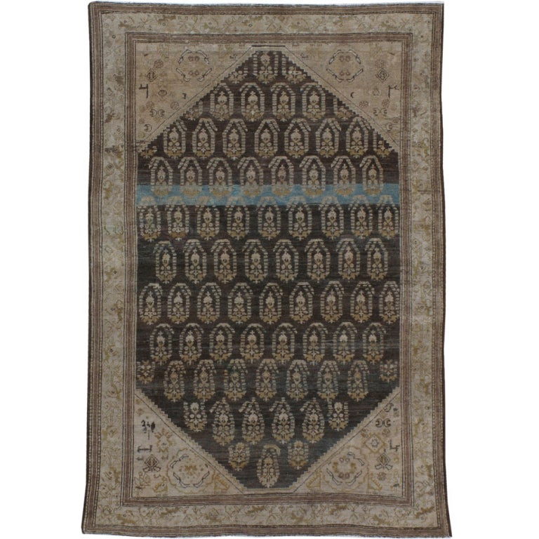 Antiker persischer Malayer-Teppich im Angebot