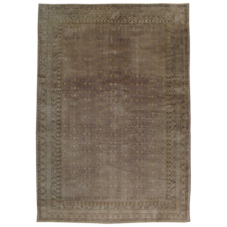 Tapis Khotan ancien du Turkestan oriental