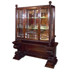 Neo Renaissance Vitrine 10