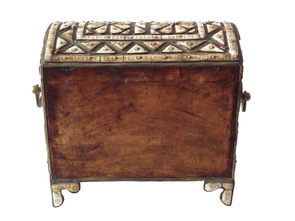 20th Century Modern Moroccan Berber Chest or Trunk In Good Condition In Brooklyn, NY
