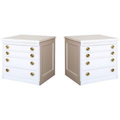Pair of 1950s Modern White Lacquered End Tables or Nightstands