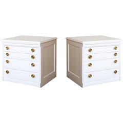 Pair of 1950s Modern White Lacquered End Tables or Nightstands