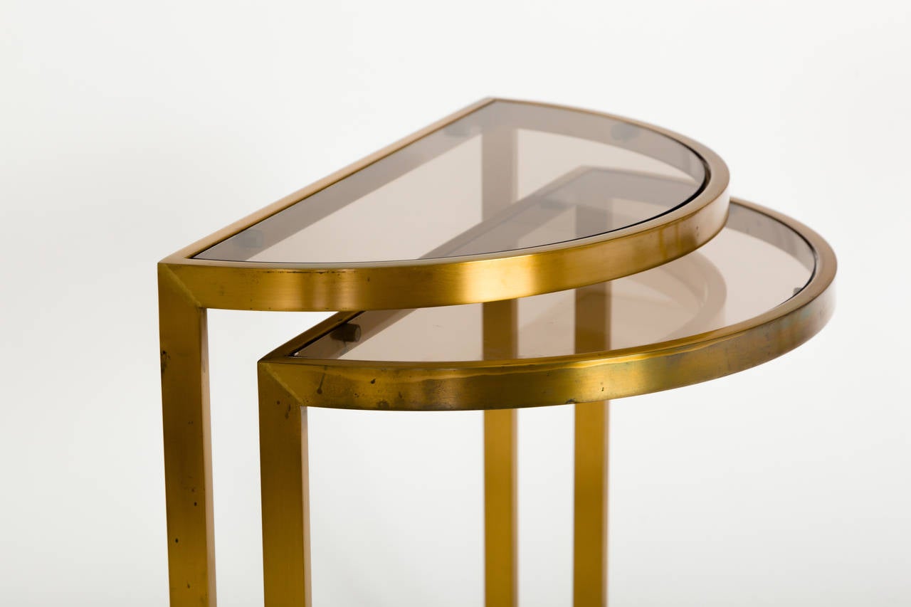 Set of Three 1960s Modern Nesting Tables in Brass and Glass In Good Condition In Brooklyn, NY