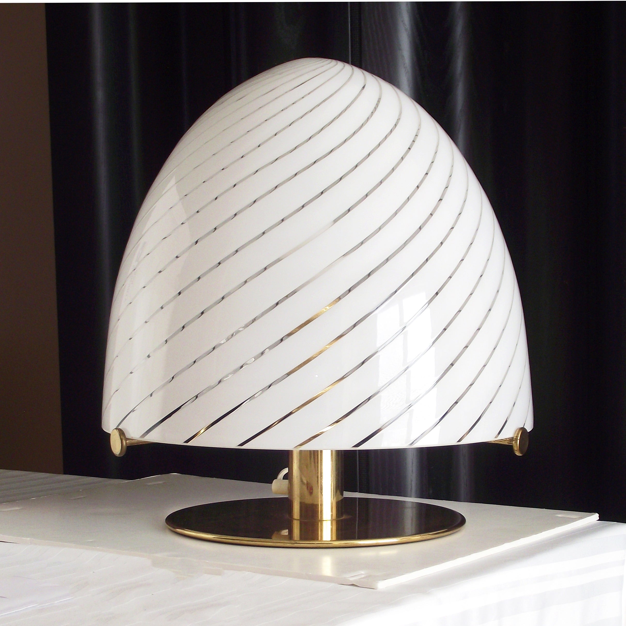 Unusual 1960s Murano Glass "Egg" Lamp