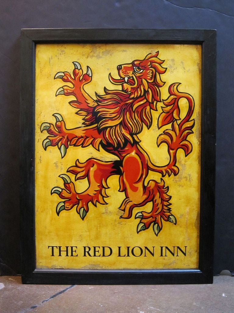 Ein authentisches englisches Pub-Schild (einseitig) mit dem Bild eines roten Löwen auf einem goldgelben Feld und dem Titel: The Red Lion Inn

Ein sehr schönes Beispiel für eine alte Werbegrafik:: bereit zum Ausstellen.