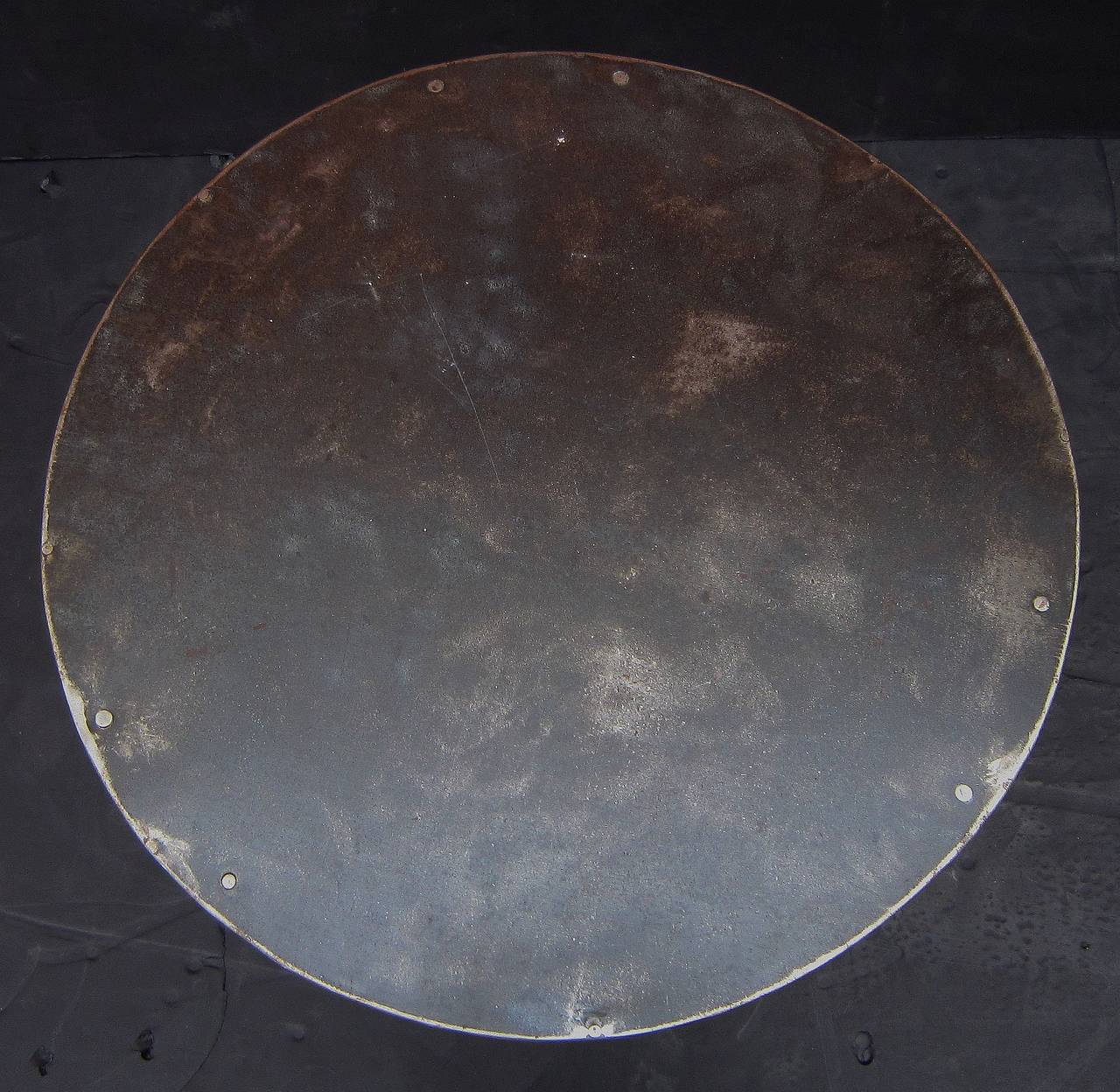 20th Century French Zinc-Topped Round Café Table ( 28
