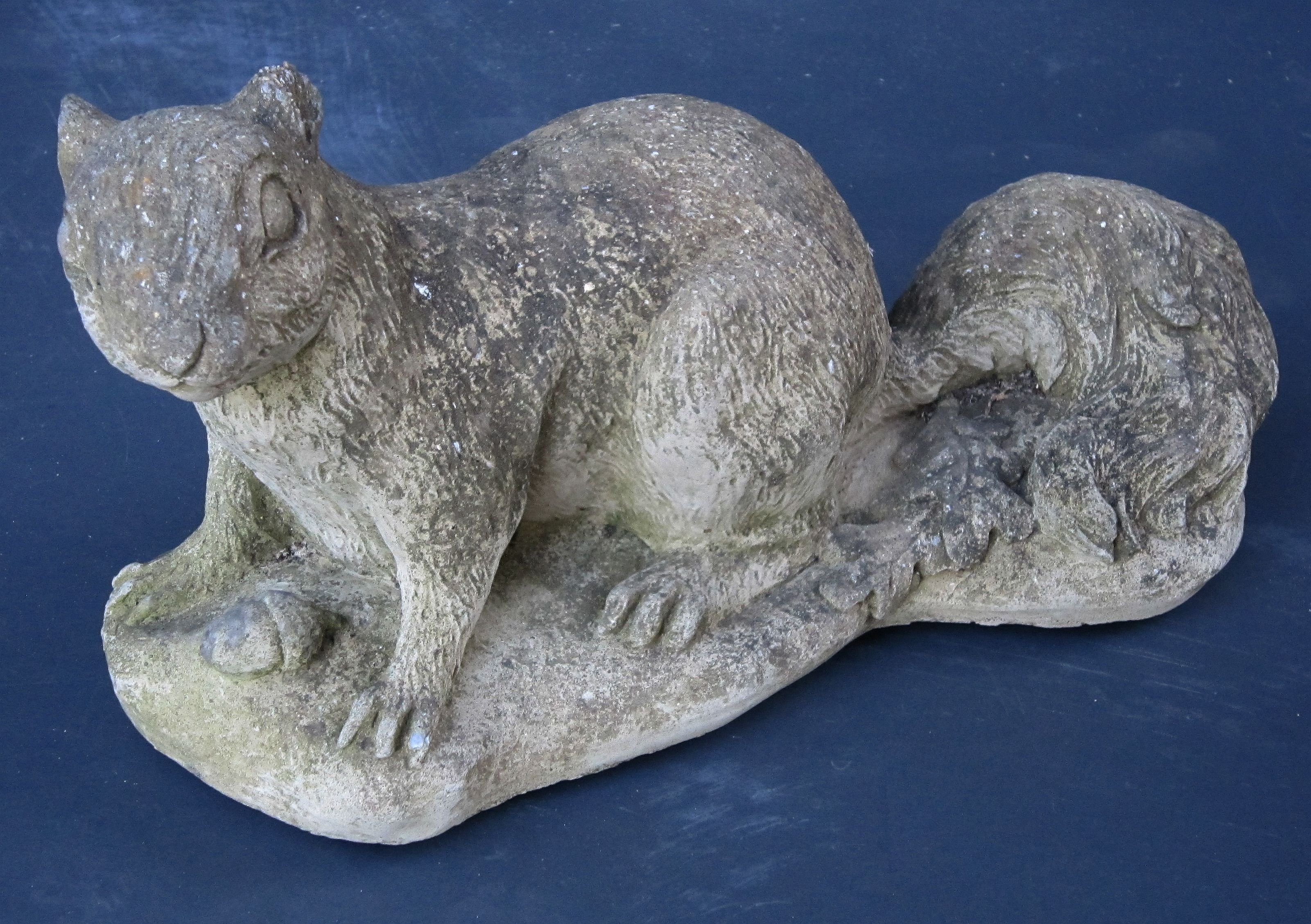 English Garden Stone Squirrel