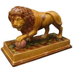 Lion anglais Staffordshire avec glaçure treacle