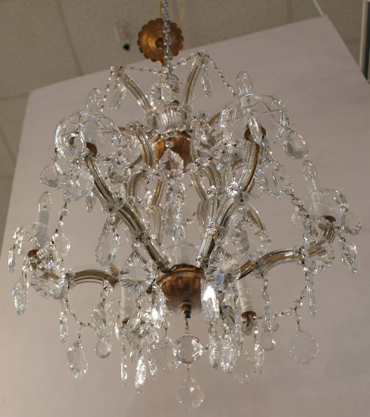 Maria Theresa Seven-Light Chandelier In Excellent Condition In Austin, TX