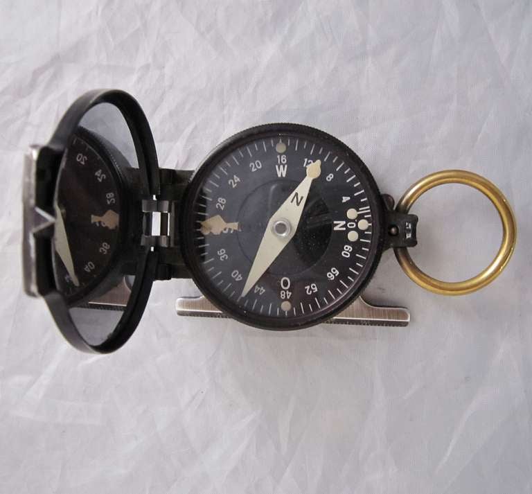 German Wehrmacht Field Compass from WWII In Excellent Condition In Austin, TX