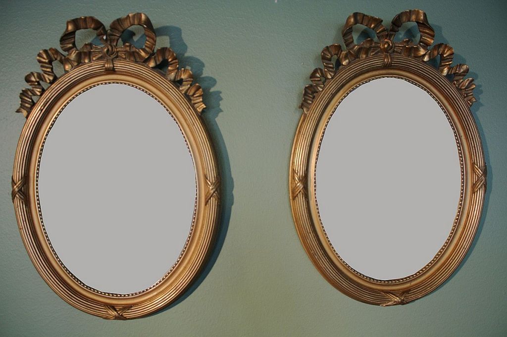 Pair of French Oval Gilt Mirrors with Ribbon Design 3