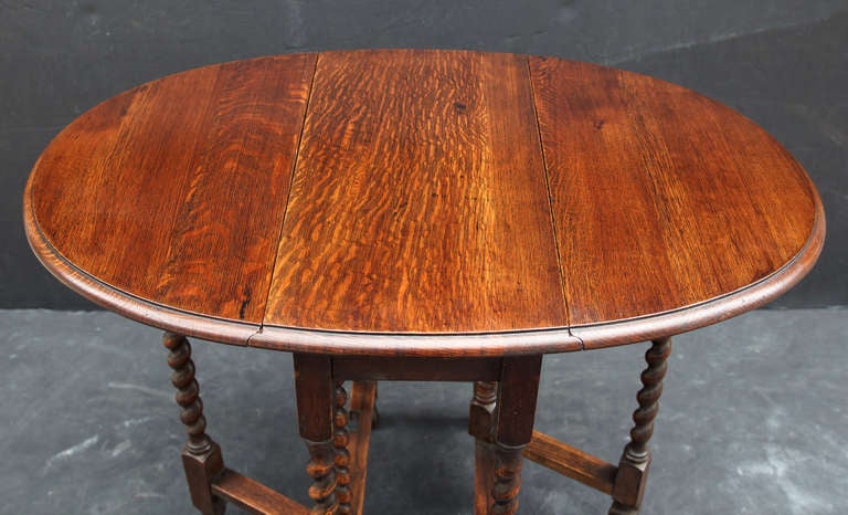 English Drop-Leaf Gate-leg Table 2