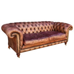 English Chesterfield Sofa of Tufted Leather