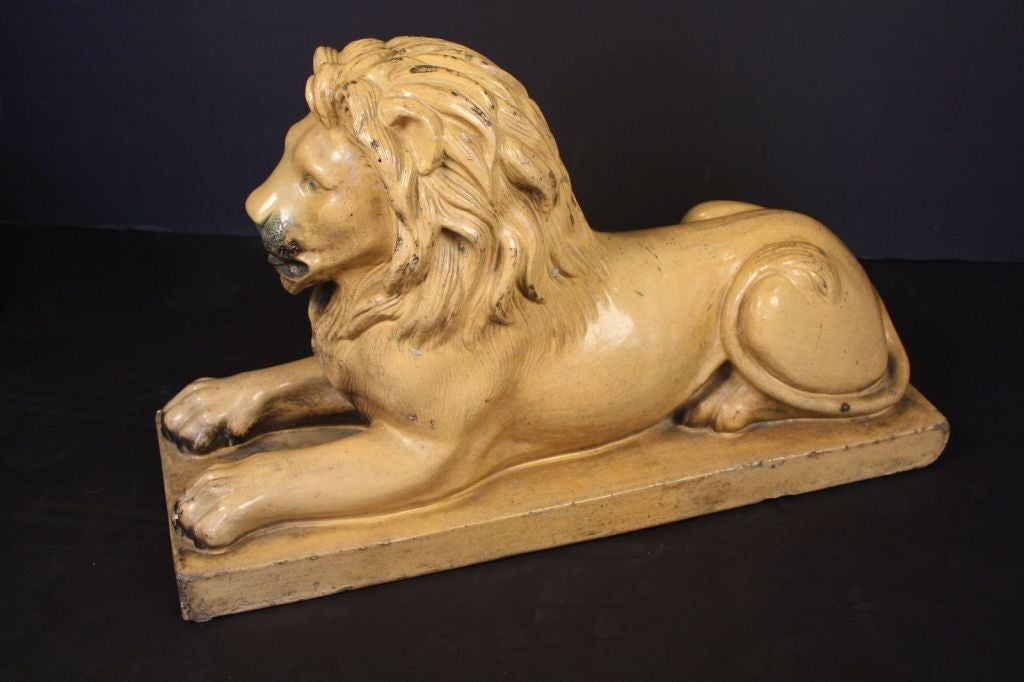 Large Recumbent Lion of Glazed Stoneware from England For Sale 1