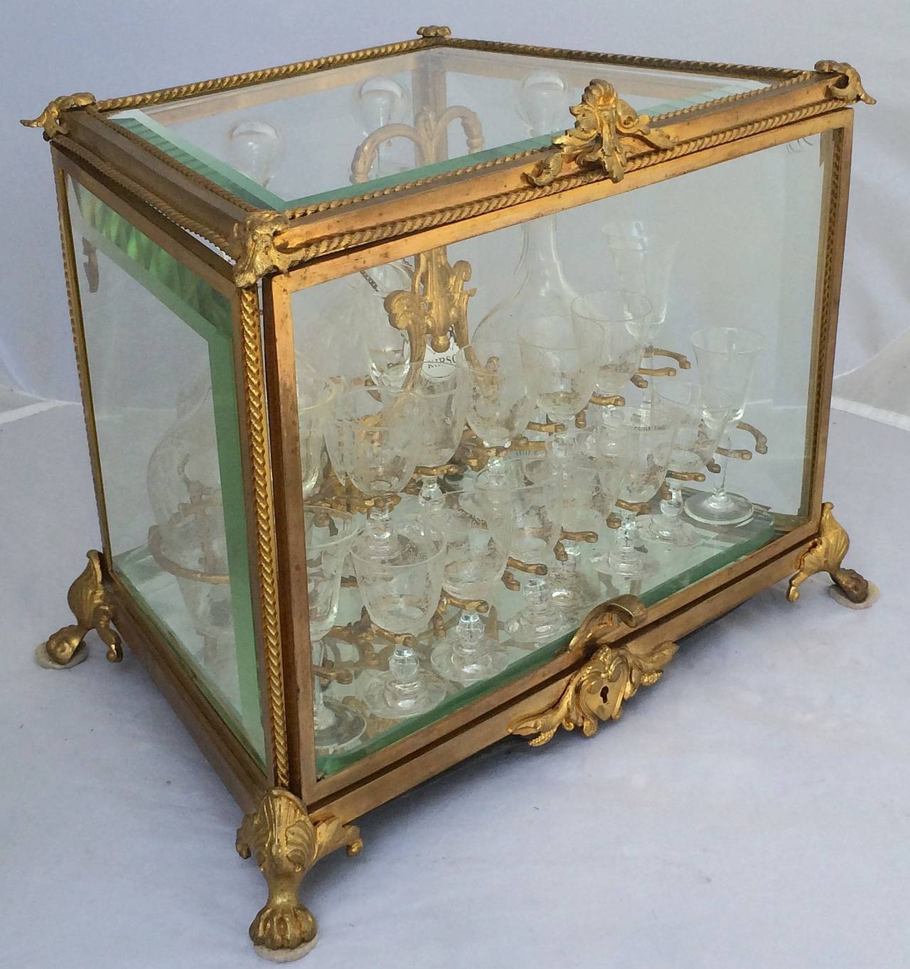 Juego de Copas Tántalo Francés de Bronce Dorado en Bueno Estado en Austin, TX