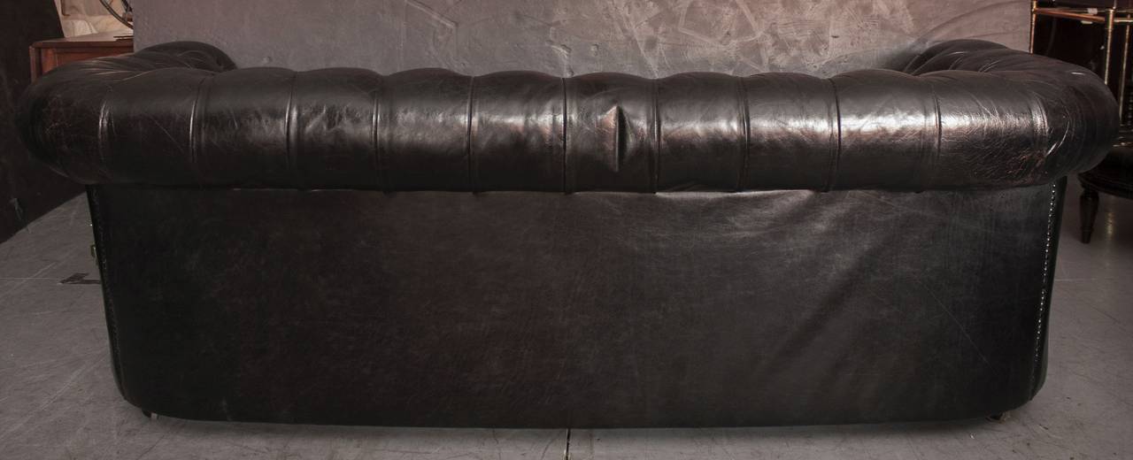 English Large Chesterfield Sofa 5