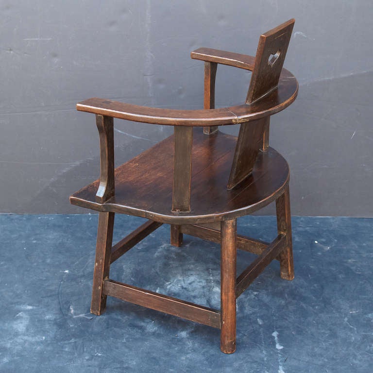 Arts and Crafts Armchair of Oak 1