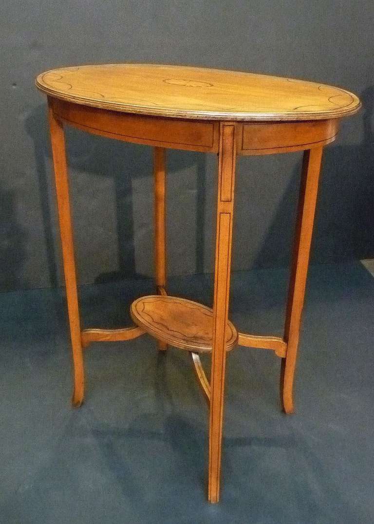 Oval Table of Satinwood 3