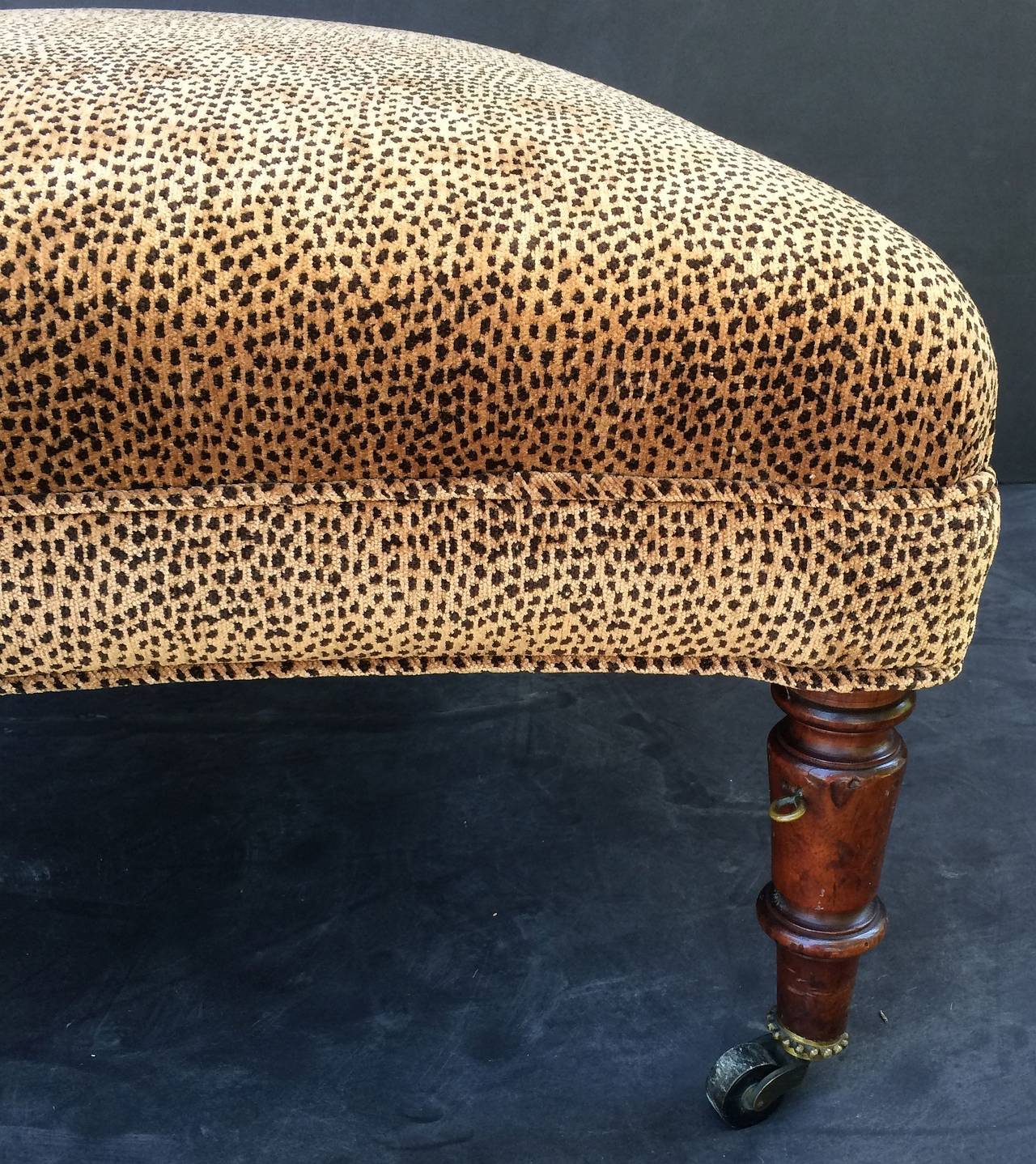 English Upholstered Ottoman on Mahogany Legs 4