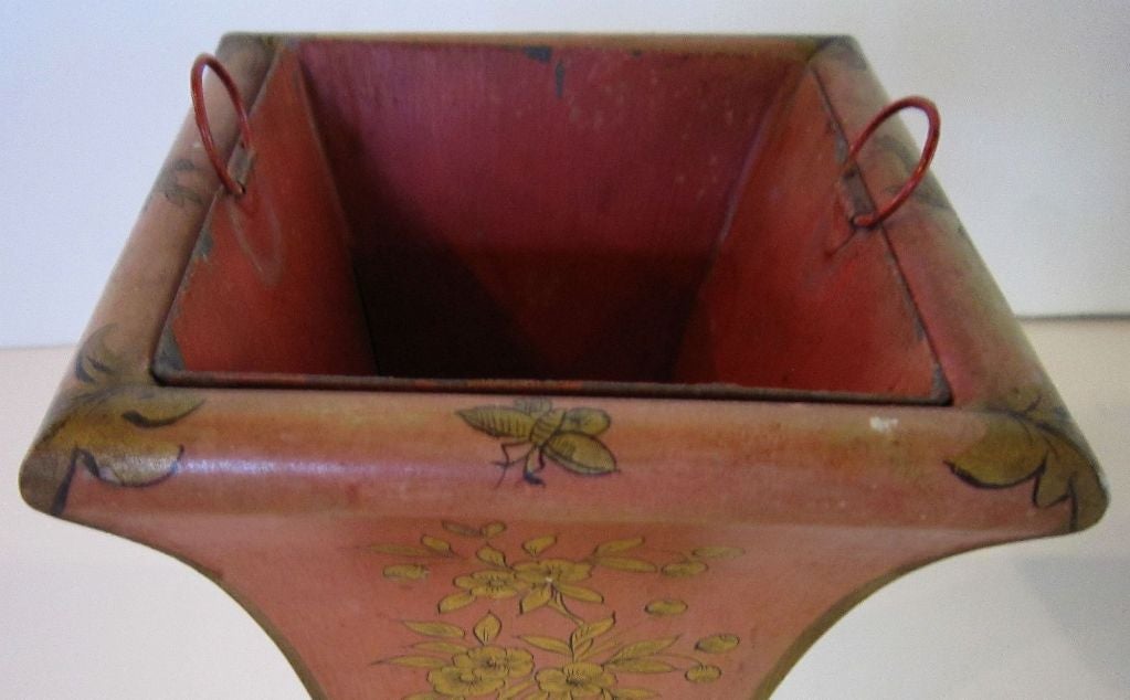 Pair of English Tole Planters 3