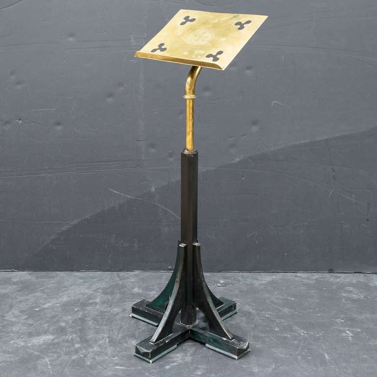 standing book stand