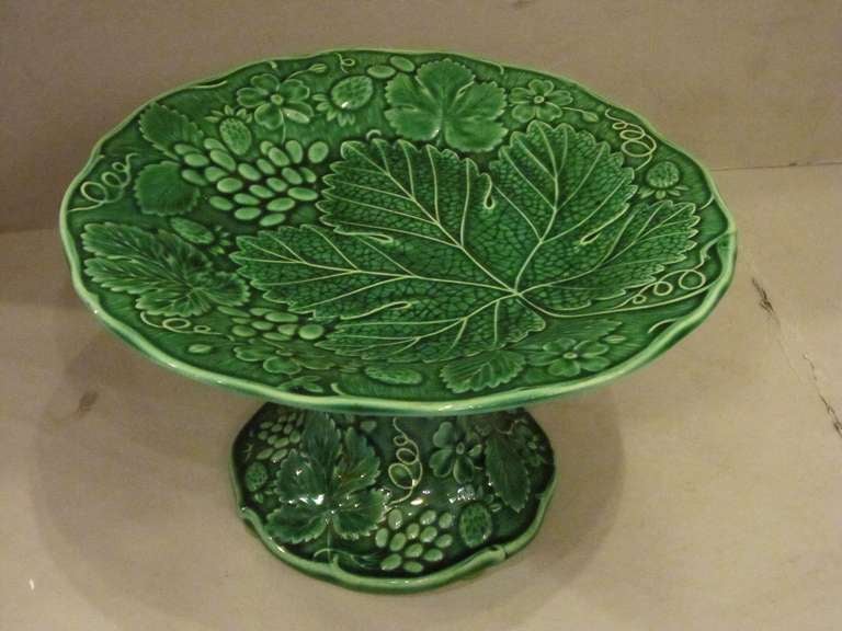 20th Century English Green Majolica Tazza