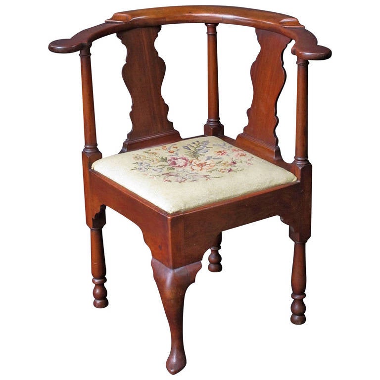 English Corner Chair from the Era For Sale at 1stdibs